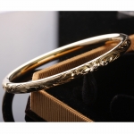 Hawaiian Jewelry Scrolling Plumeria Engraving Round Band Bangle YG 5.5mm